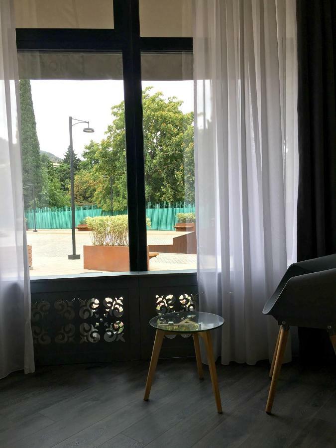 Atoneli Hotel Tiflis Dış mekan fotoğraf